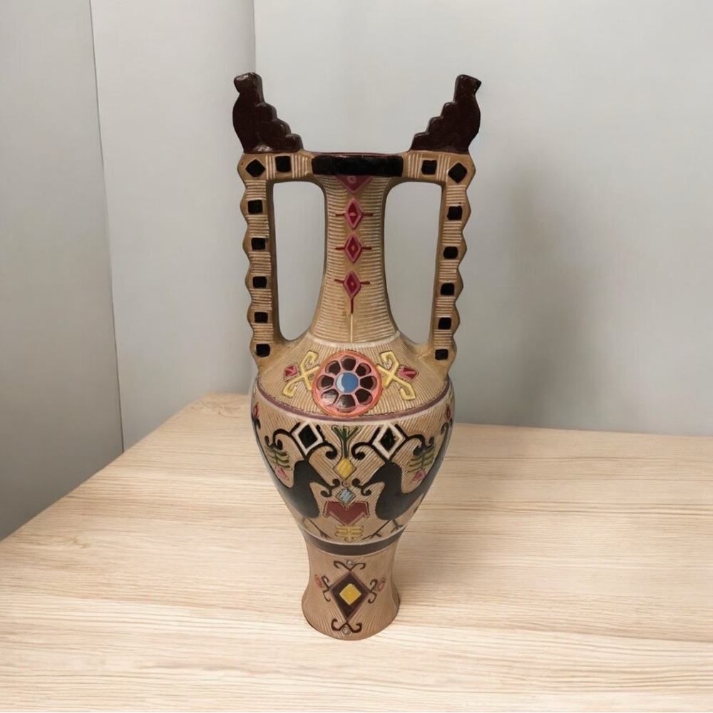 12” Vase Hand Painted Sgraffito art pottery Inca Urn‎ Peruvian Unsigned Folk Art